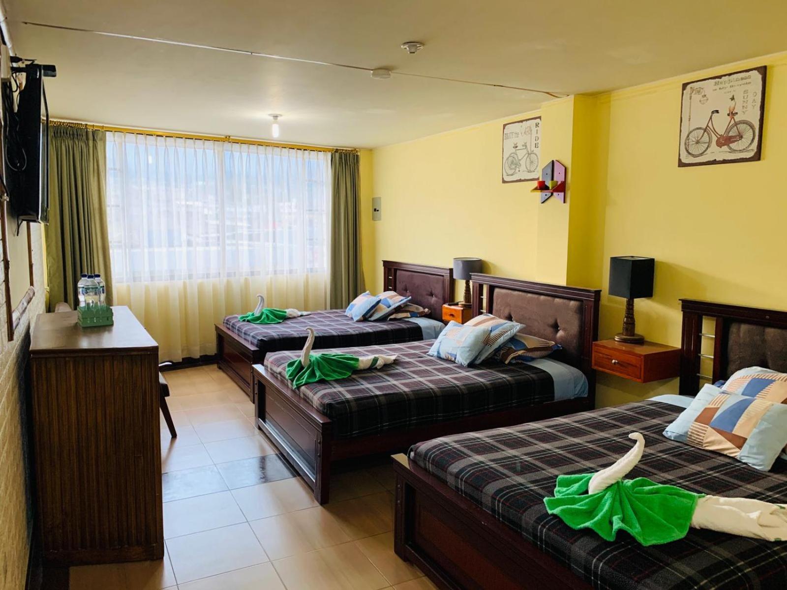 Dos Hemisferios Hotel Quito Luaran gambar