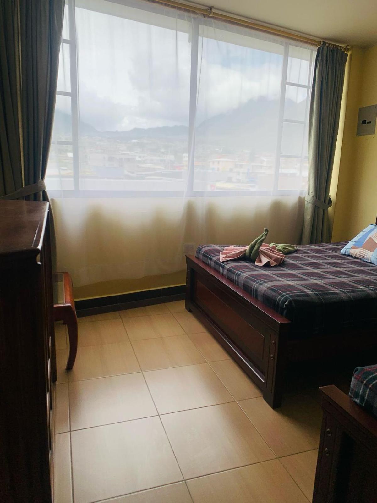 Dos Hemisferios Hotel Quito Luaran gambar